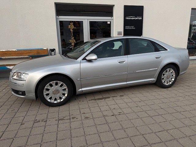 Silber Gebraucht 2007 Audi A8 Performance Limousine | 7.990 € (Guter Preis) - Bild 1/4