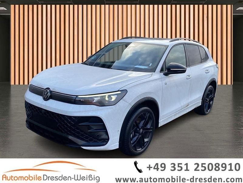 Weiß weiß (metallic) Gebraucht 2025 VW Tiguan R-line SUV | 44.980 € (Guter Preis) - Bild 1/4