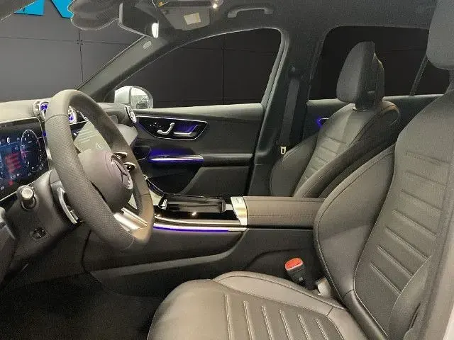 Gebraucht Mercedes GLC200 AMG 204 PS (150 kW) 2026 Silber SUV