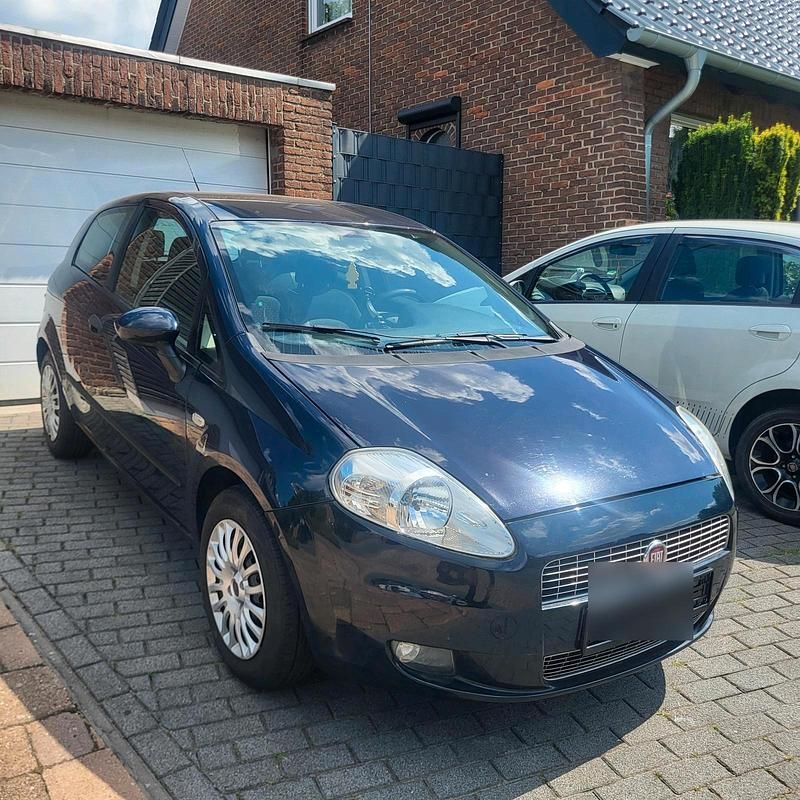Blau Gebraucht 2009 Fiat Punto Kleinwagen | 3.399 € (Etwas zu teuer) - Bild 1/4