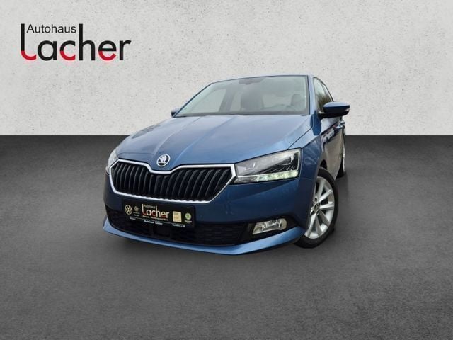 Blau Gebraucht 2021 Skoda Fabia Style Limousine | 13.990 € (Guter Preis) - Bild 1/4