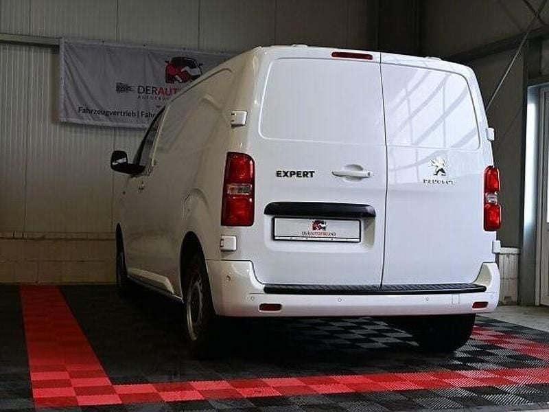 Gebraucht Peugeot Expert Premium 150 PS (110 kW) 2021 Weiß Van