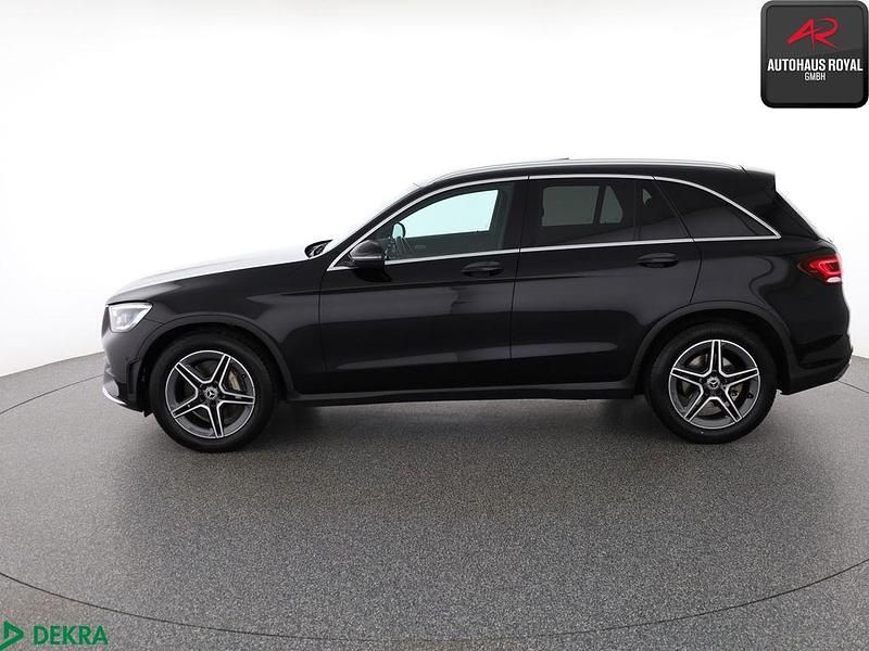 Gebraucht Mercedes GLC200 AMG 197 PS (144 kW) 2020 Obsidianschwarz SUV