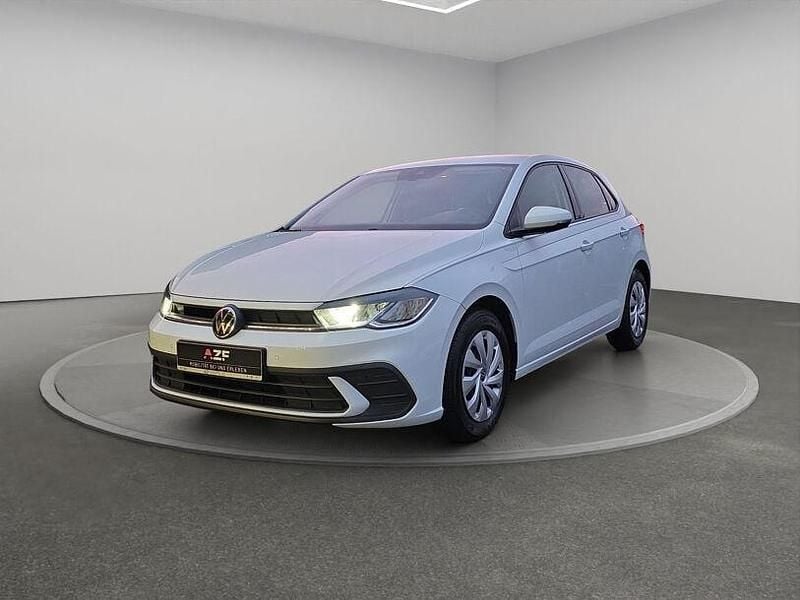 Second-hand VW Polo Life 80 CP (58 kW) 2023 Alb Berlinǎ