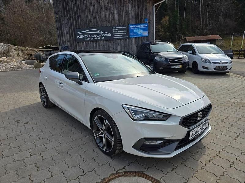 Second-hand Seat Leon FR 150 CP (110 kW) 2021 Alb Berlinǎ