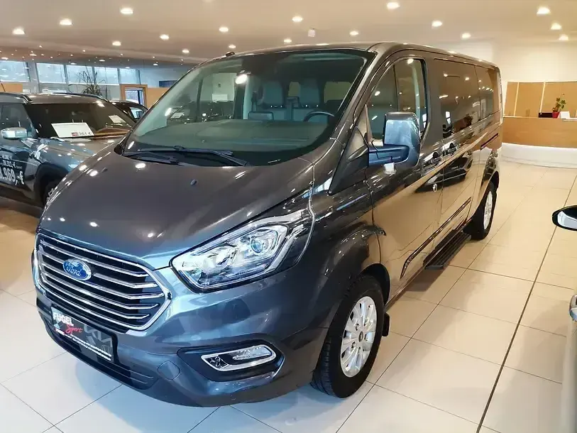 Gebraucht Ford Tourneo Trend 131 PS (96 kW) 2019 Magneticgrau (metallic) Van / Kleinbus