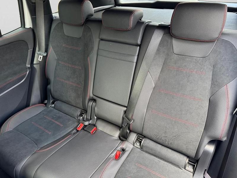 Gebraucht Mercedes GLB250 AMG 165 PS (121 kW) 2024 Digitalweiß SUV