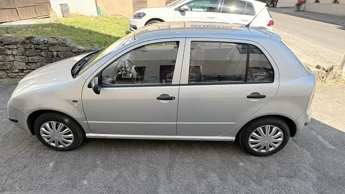 Second-hand Skoda Fabia 68 CP (50 kW) 2001 Argintiu Hatchback