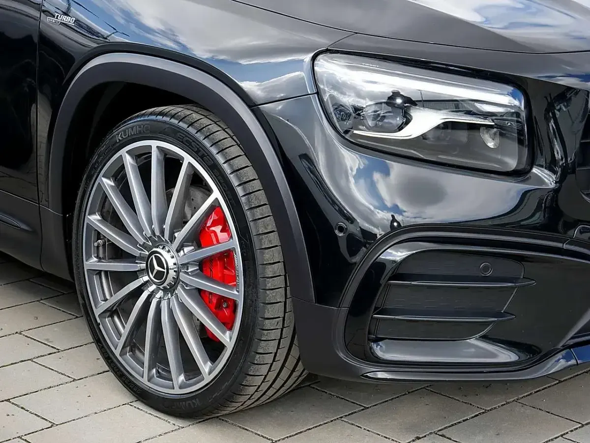 Gebraucht Mercedes GLB35 AMG 306 PS (225 kW) 2025 Schwarz SUV