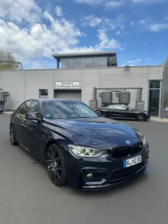 Gebraucht BMW 328 Luxury Line 245 PS (180 kW) 2012 Blau Limousine