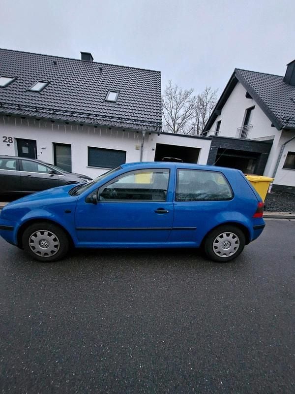 Gebraucht VW Golf IV 102 PS (75 kW) 2001 Kleinwagen