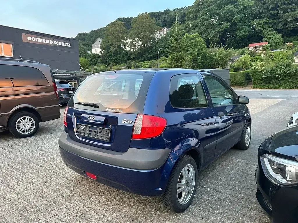 Gebraucht Hyundai Getz Team 67 PS (49 kW) 2008 Blue onyx Kleinwagen
