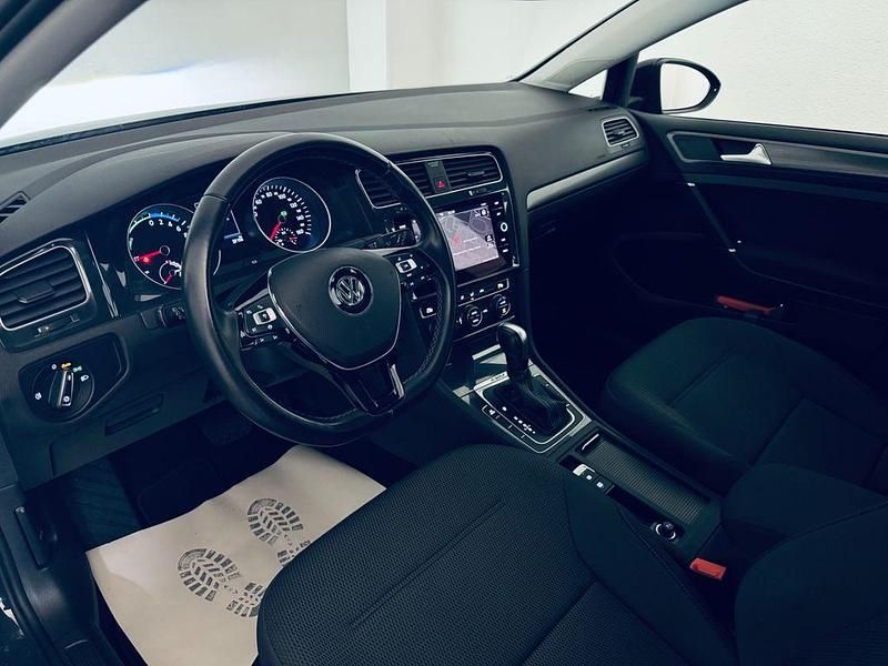 Gebraucht VW Golf R 100 kW (136 PS) 2020 Grau Limousine