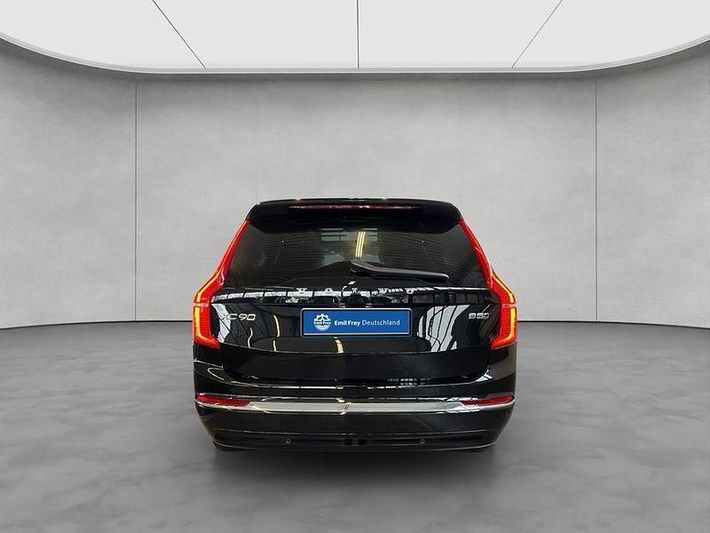 Gebraucht Volvo XC90 Plus 235 PS (172 kW) 2024 Onyx blackmetallic 717 SUV