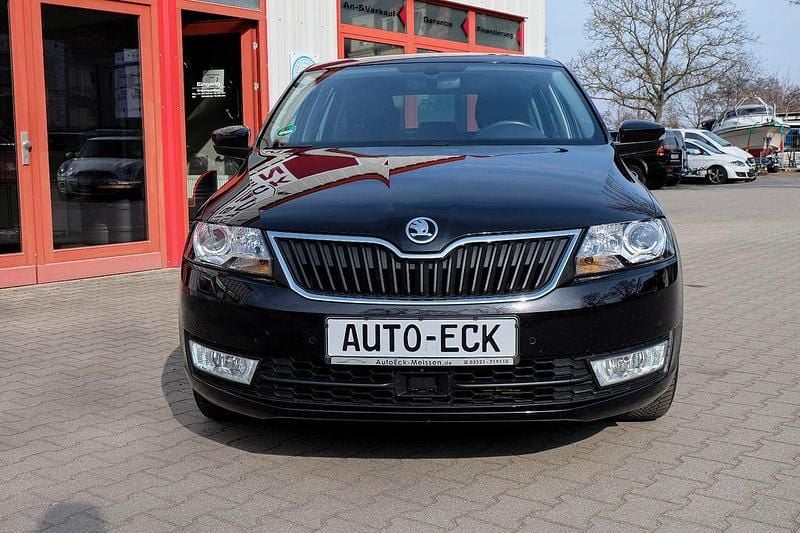 Gebraucht Skoda Rapid Joy 90 PS (66 kW) 2016 Schwarz Kleinwagen
