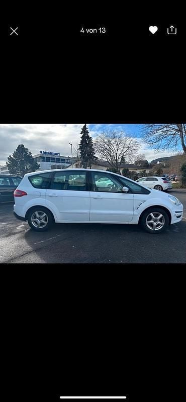 Weiß Gebraucht 2013 Ford S-MAX S Van / Kleinbus | 6.700 € (Guter Preis) - Bild 1/4