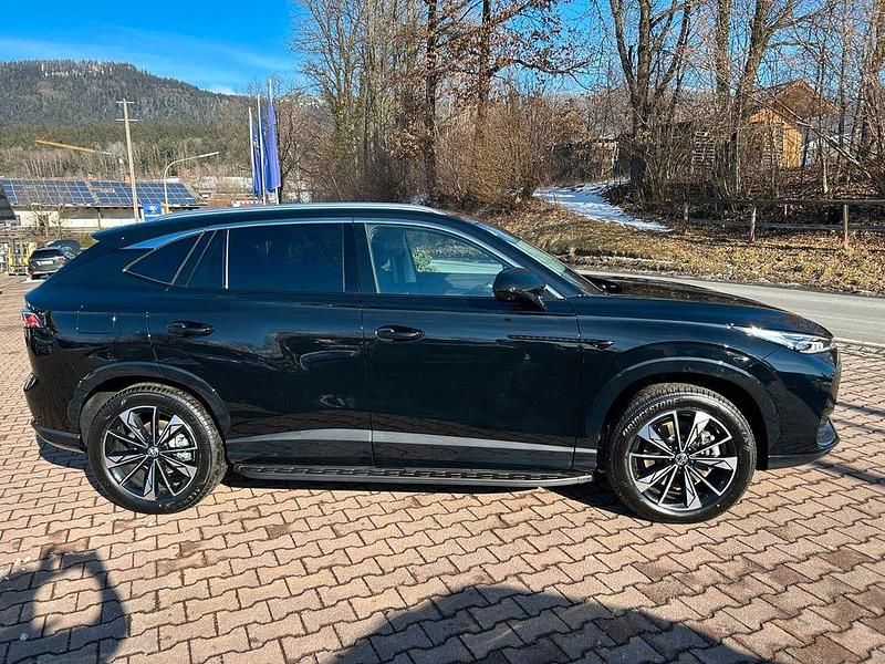 Neu MG HS Luxury 272 PS (200 kW) 2026 Schwarz SUV
