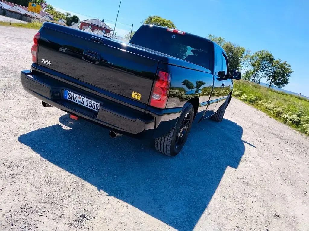 Gebraucht Chevrolet Silverado 349 PS (256 kW) 2004 Schwarz SUV