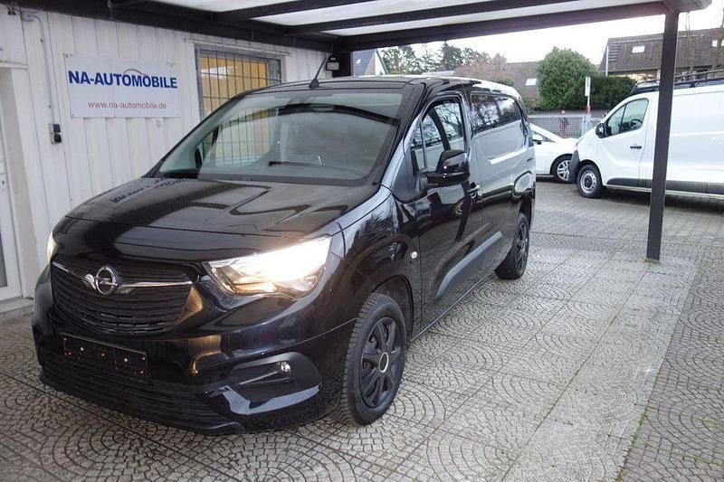 Gebraucht Opel Combo Edition 131 PS (96 kW) 2021 Schwarz Van / Kleinbus