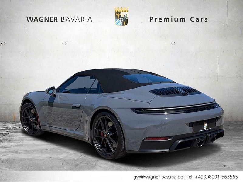 Neu Porsche 911 541 PS (397 kW) 2025 Grau Cabrio