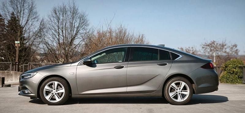 Gebraucht Opel Insignia 170 PS (125 kW) 2018 Grau Limousine