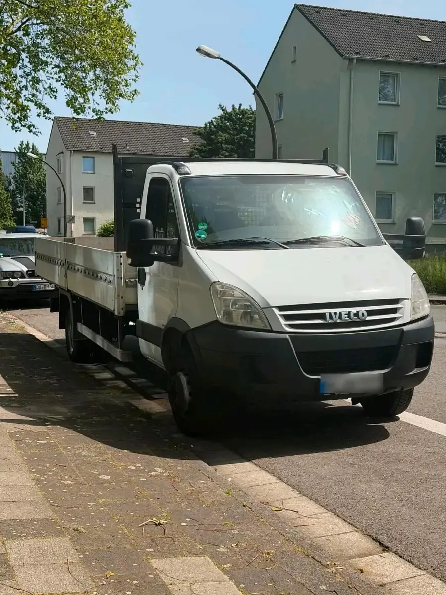 Gebraucht Iveco Daily 150 PS (110 kW) 2009 Weiß SUV