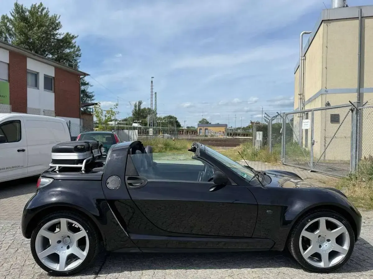 Gebraucht Smart Roadster 61 PS (44 kW) 2004 Tridionschwarz Cabrio