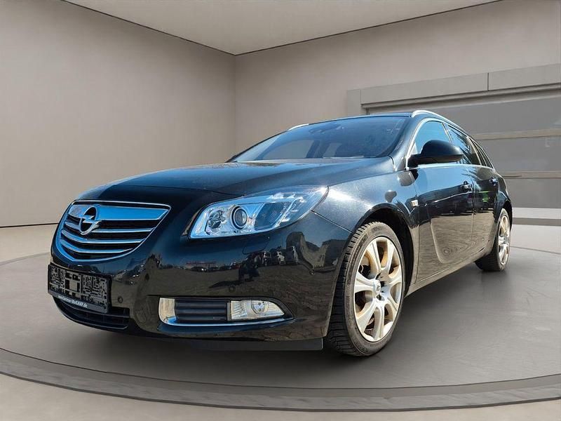 Schwarz Gebraucht 2011 Opel Insignia Limousine | 3.293 € (Superpreis) - Bild 1/4