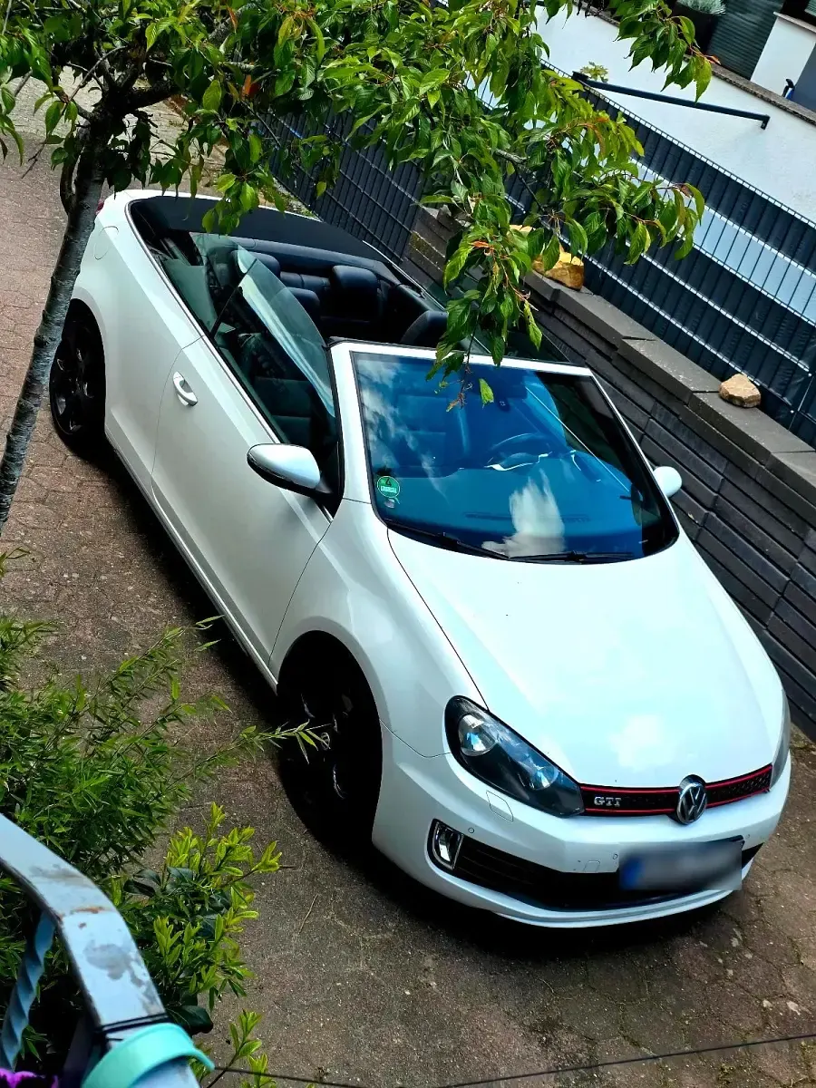 Gebraucht VW Golf Cabriolet GTI 211 PS (155 kW) 2013 Weiß Cabrio