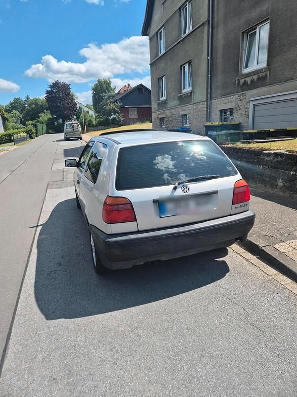 Silber Gebraucht 1995 VW Golf III Kleinwagen | 5.000 € - Bild 1/4