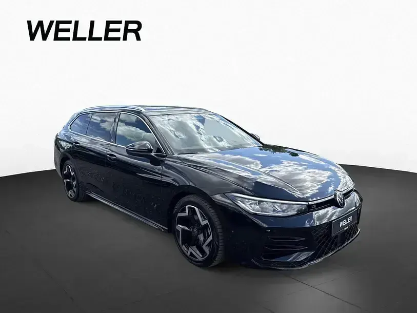 Gebraucht VW Passat R-line 150 PS (110 kW) 2025 Andere Kombi