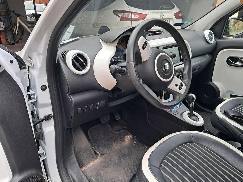Gebraucht Renault Twingo Techno 60 kW (82 PS) 2022 Weiß Kleinwagen