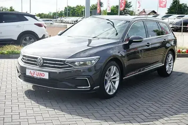 Gebraucht VW Passat GTE 218 PS (160 kW) 2020 Grau Kombi