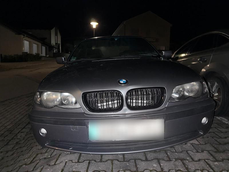 Gebraucht BMW 325 192 PS (141 kW) 2003 Grau Limousine