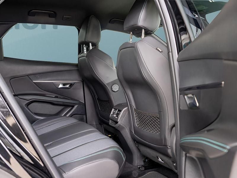 Gebraucht Peugeot 3008 131 PS (96 kW) 2024 Schwarz SUV