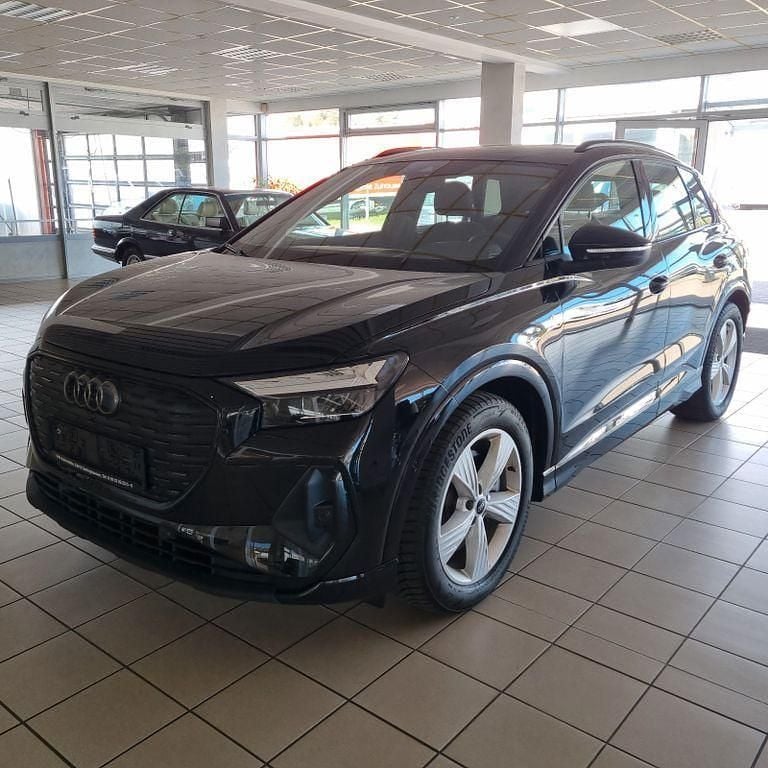 Gebraucht Audi Q4 e-tron Basis 210 kW (286 PS) 2024 Schwarz SUV