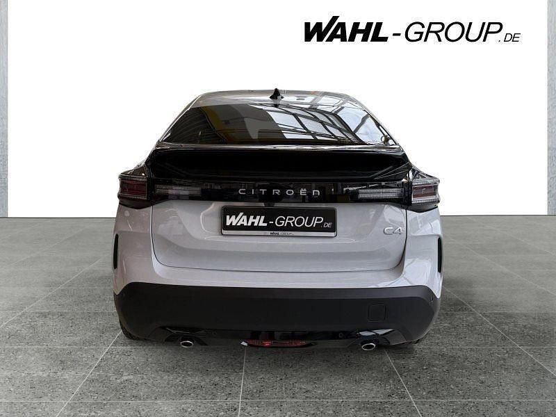 Neu Citroën C4 136 PS (100 kW) 2025 Weiß Limousine