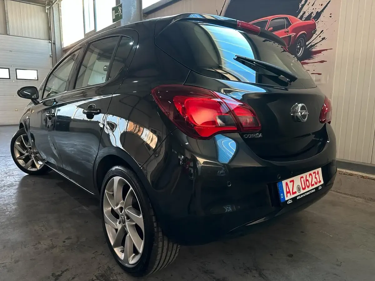 Gebraucht Opel Corsa Edition 90 PS (66 kW) 2016 Schwarz Kleinwagen
