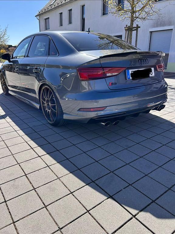 Second-hand Audi S3 Ambiente 310 CP (228 kW) 2017 Gri Berlinǎ