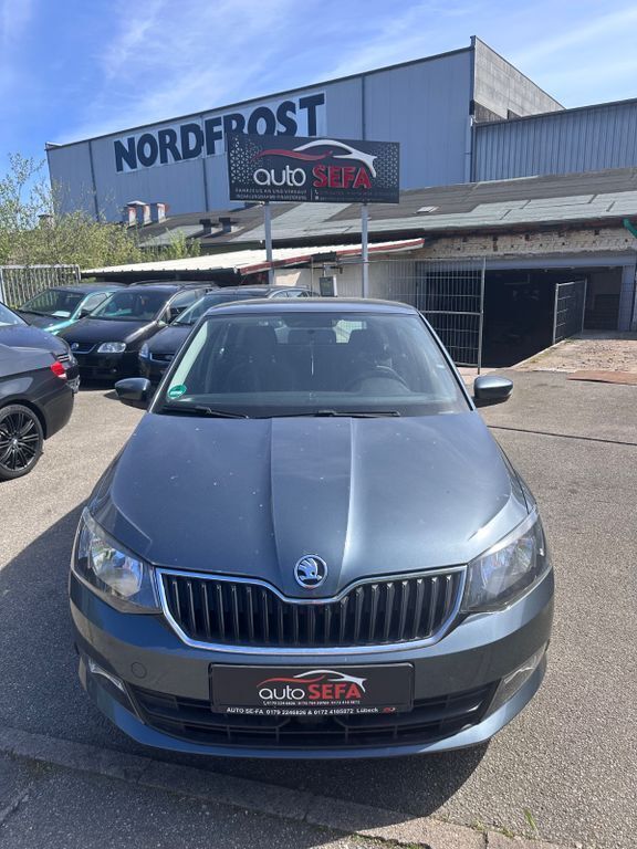 Grau Gebraucht 2017 Skoda Fabia Ambition Kombi | 8.400 € (Fairer Preis) - Bild 1/4
