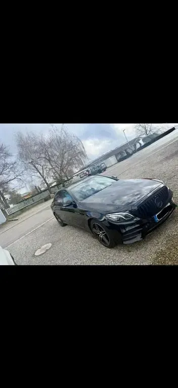 Gebraucht Mercedes E400 AMG 333 PS (244 kW) 2017 Schwarz Limousine