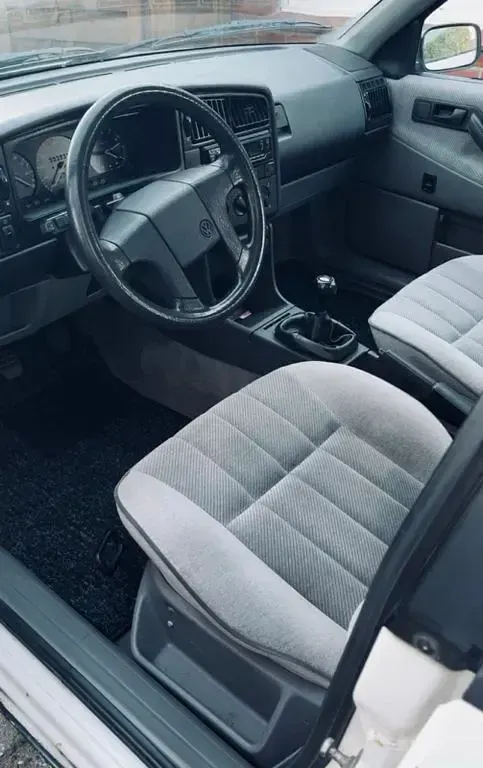 Gebraucht VW Passat 90 PS (66 kW) 1989 Weiß Limousine