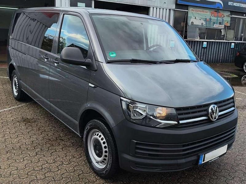 Gebraucht VW Transporter 150 PS (110 kW) 2019 Grau Van