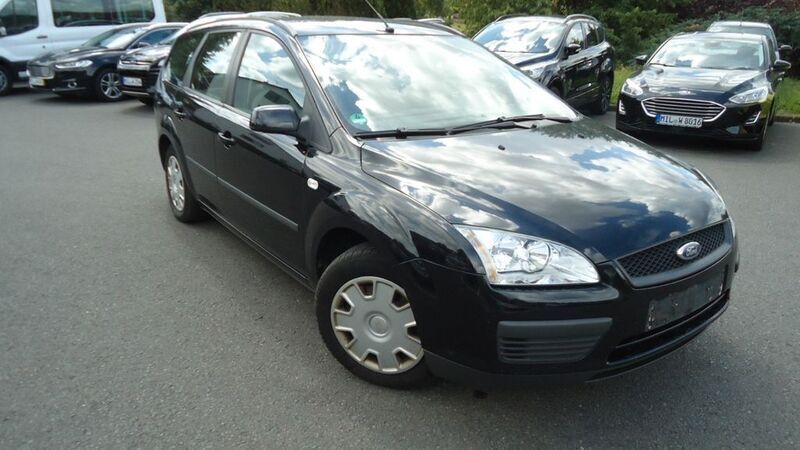Schwarz metallic Gebraucht 2007 Ford Focus Kombi | 1.800 € (Guter Preis) - Bild 1/4