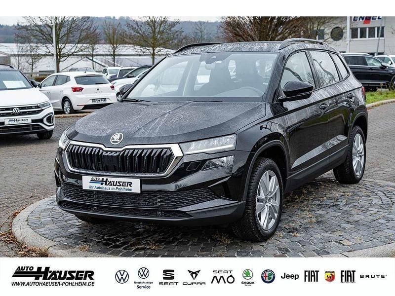 Schwarz Gebraucht 2025 Skoda Karoq Selection SUV | 31.275 € (Guter Preis) - Bild 1/4