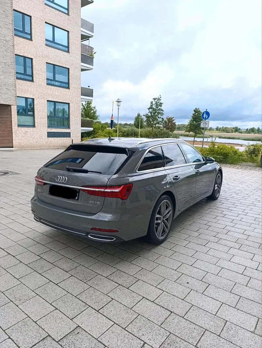Gebraucht Audi A6 S-Line 204 PS (150 kW) 2022 Grau Kombi