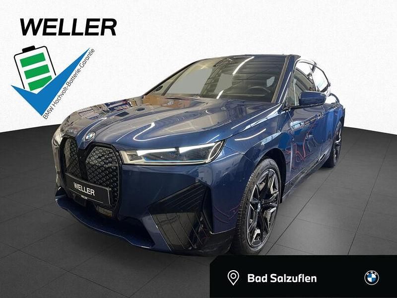 Blau Gebraucht 2023 BMW iX Sport Line SUV | 48.500 € (Superpreis) - Bild 1/3