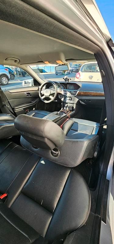 Gebraucht Mercedes E200 170 PS (125 kW) 2011 Silber Kombi