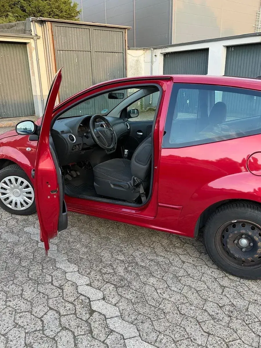 Gebraucht Citroën C2 Tonic 73 PS (53 kW) 2009 Rot Kleinwagen
