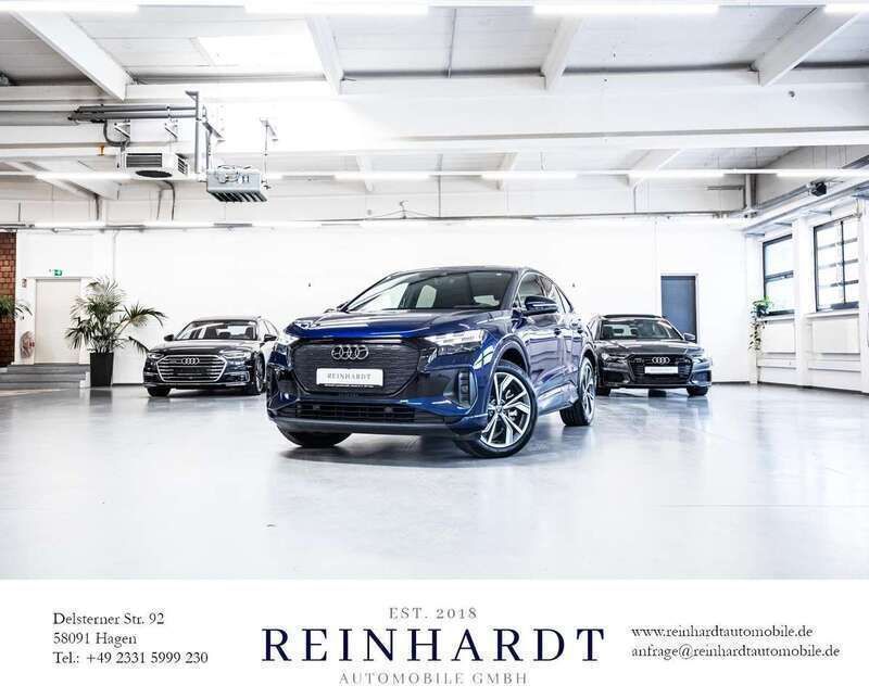 Navarrablau metallic Gebraucht 2023 Audi Q4 Sportback e-tron Advanced Plus SUV | 33.710 € - Bild 1/3